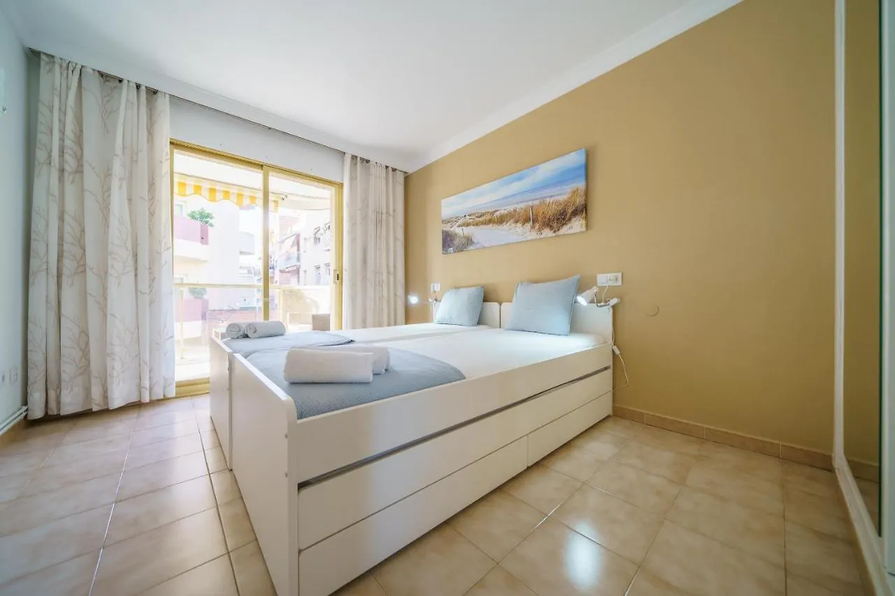 Homeholidaysrentals Liberty - Costa Barcelona Pineda de Mar Apartment