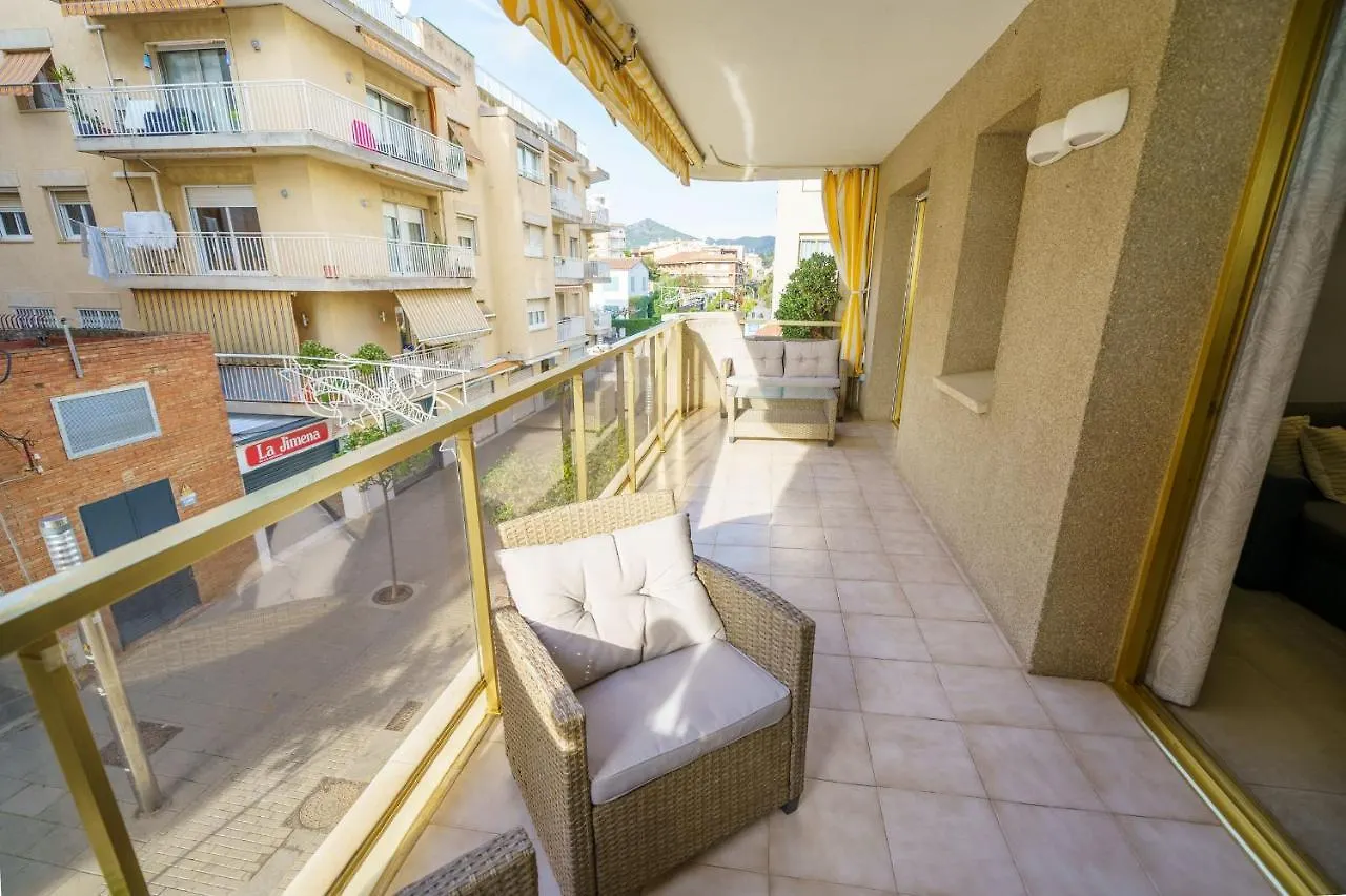 Homeholidaysrentals Liberty - Costa Barcelona Pineda de Mar Spain